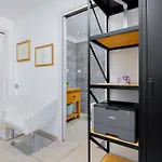 Window On The Sea Apartment *